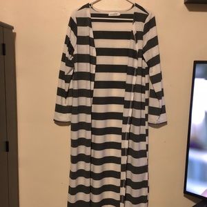 Moking top jacket size L white and grey stripe